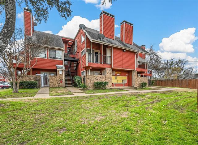 Photo - 9825 Walnut St Unit 206