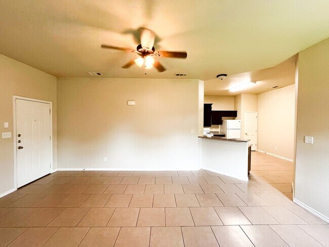 Photo - 4106 Cambridge Dr Unidad B