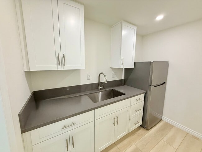 Photo - 10340-10360 Bellwood Ave