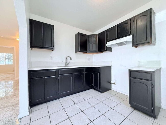 Photo - 8462 Zamora Ave