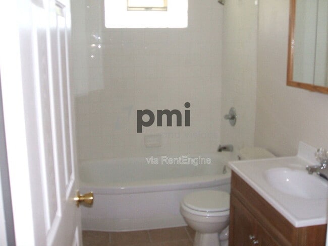 Photo - 110 Ridgeway Dr