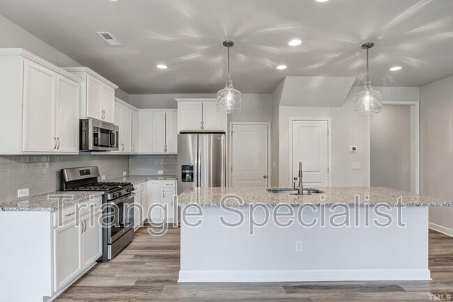 Photo - 617 Battleboro Dr