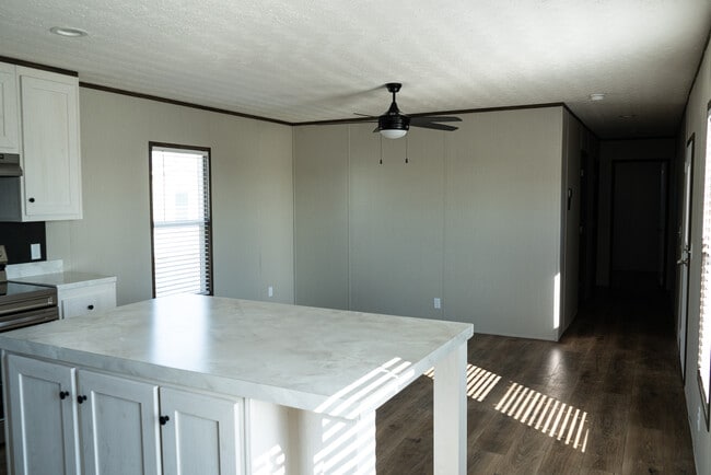 Photo - 129 Ponderosa Way