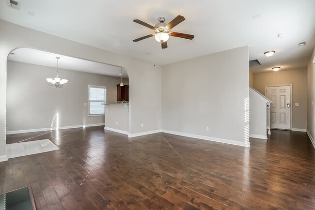 Photo - 104 W Webber Ln