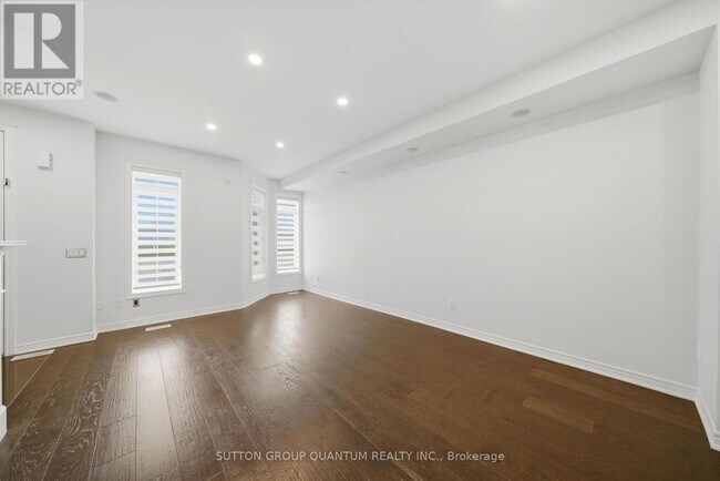 Photo - 3073 Neyagawa Blvd