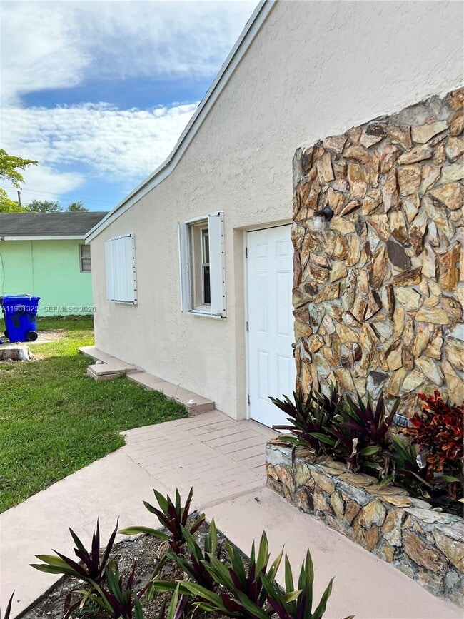 Building Photo - 410 N 58th Ave Unit 410N