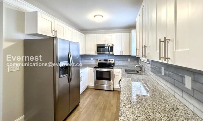 Photo - 116 Park Ave SE