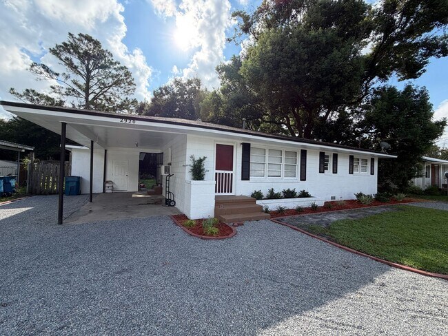2920 Mimosa Rd