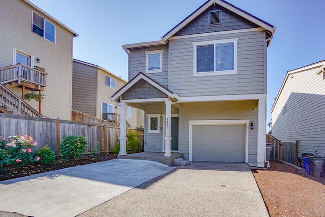 Photo - 1321 NE 72nd Way Casa