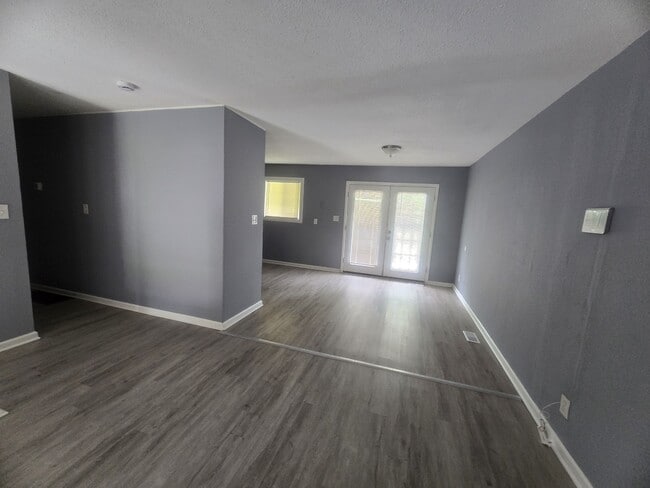 Photo - 8504 E 91 St