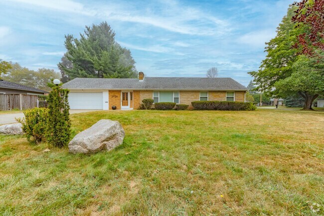 Building Photo - Three Bedroom Home in Kalamazoo