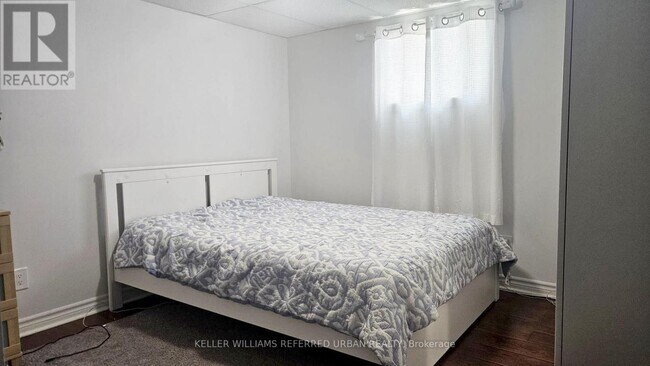 Photo - 743 Sunnypoint Dr
