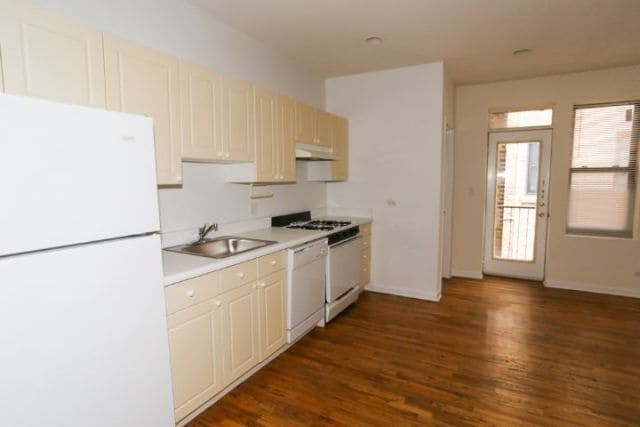 Photo - 922 W Dakin St Unit 503