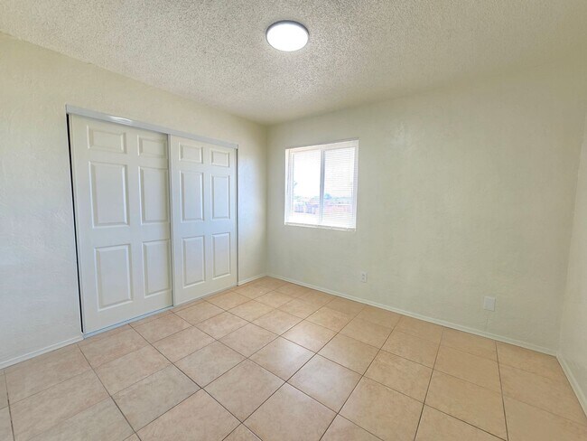 Photo - 20912 83rd St Unidad 20912 83rd St #A California City CA 93505