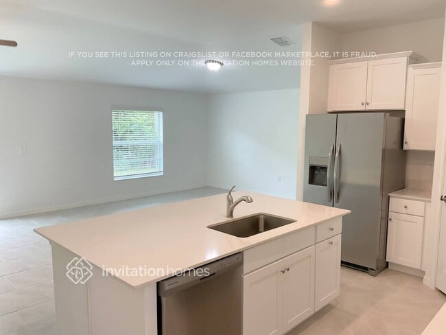 Photo - 1352 Abscott St