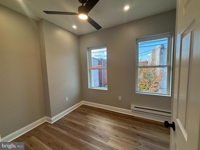 Photo - 3828 N Percy St Unidad 2