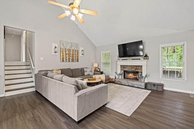 122 Brookhaven Ln