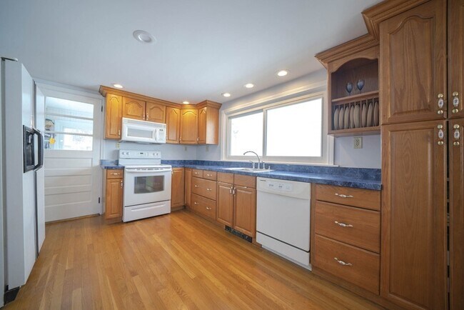 Photo - 17 Griswold St