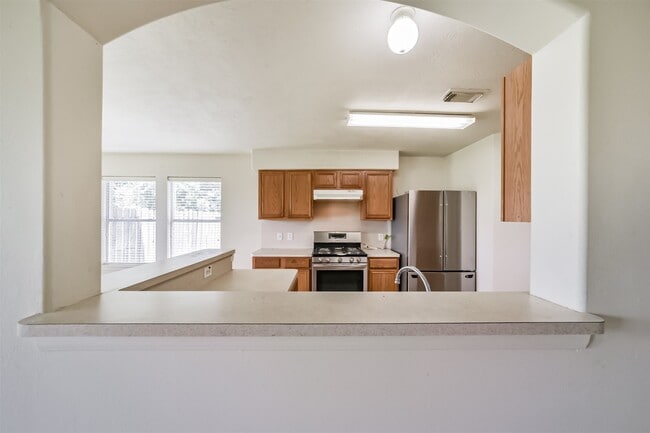 Photo - 7102 Calix Ln