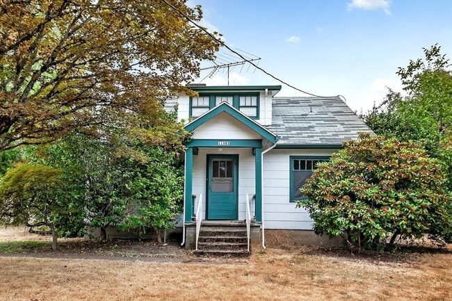 Building Photo - 1930's Renovated Farmhouse with tons of ya...