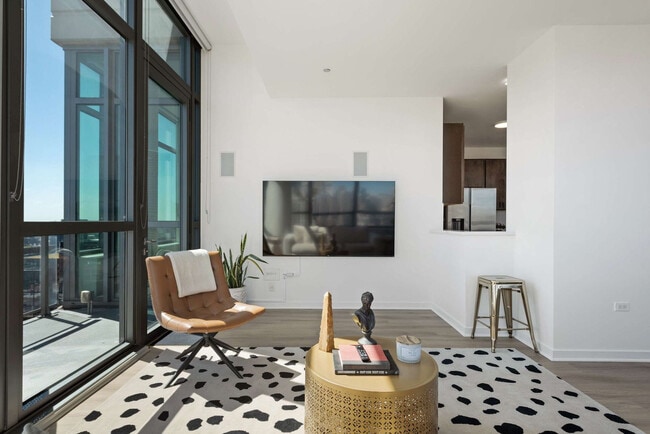 Photo - 365 N Halsted St Unidad SI ID1029586P