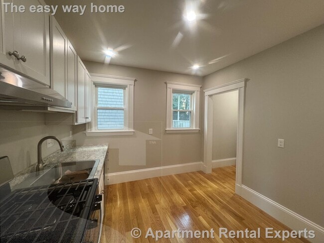 Photo - 11 Belmont Sq