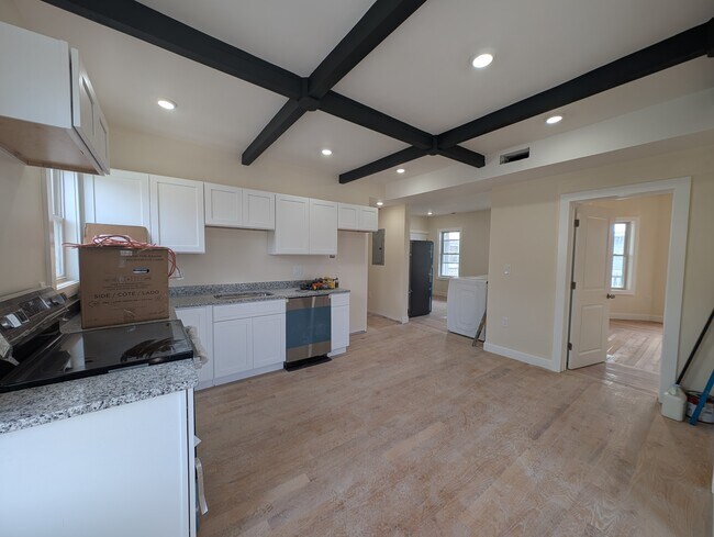 Photo - 5 Lowell Cir Unit 3