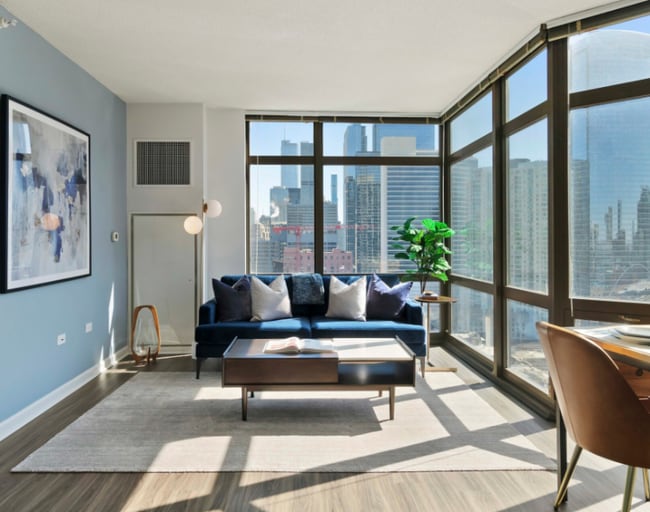 Photo - 370 N Jefferson St