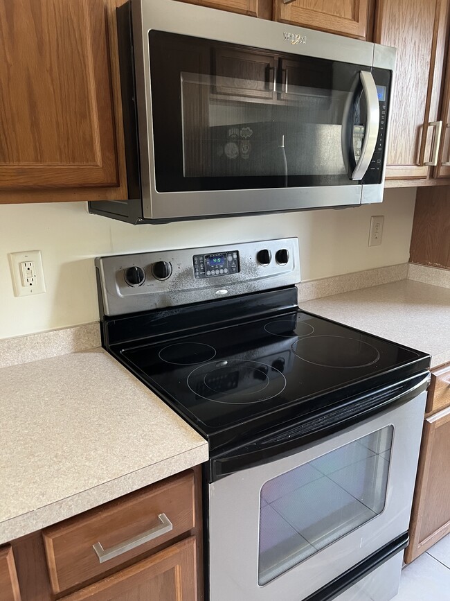 Photo - 512 35th Ave N
