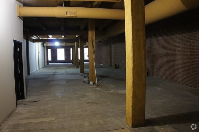 Roberts Galerie Lofts
