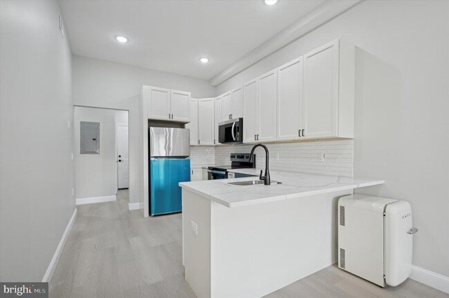 Building Photo - 103 N 63rd St Unit 3 Rental