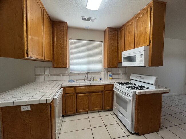 Photo - 1807 East Harter Court