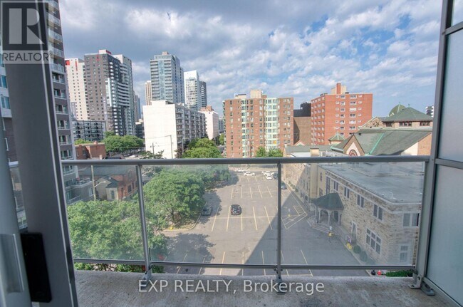 Photo - 300 Lisgar St Unité 603
