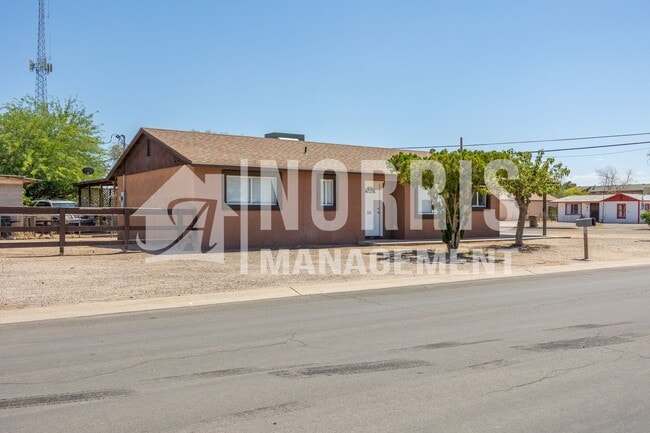 Photo - Great Home in the Heart of Eloy