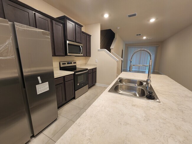 Photo - 875 Gate Run Rd