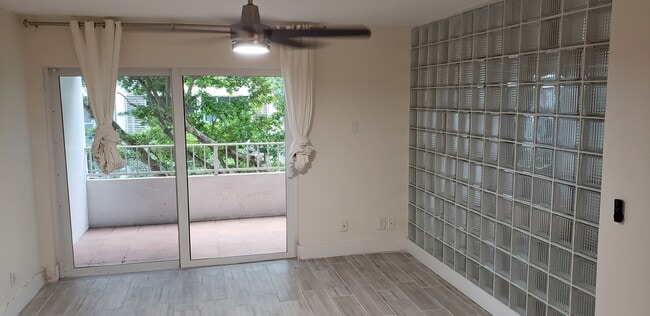 Photo - 3304 Virginia St Unit Virginia Oaks 5B