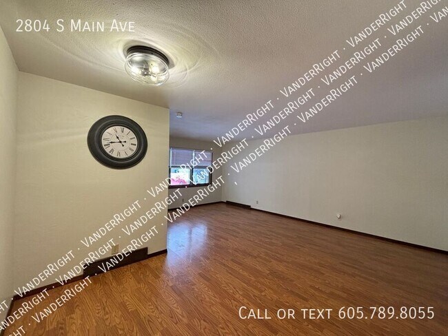 Photo - 2804 S Main Ave