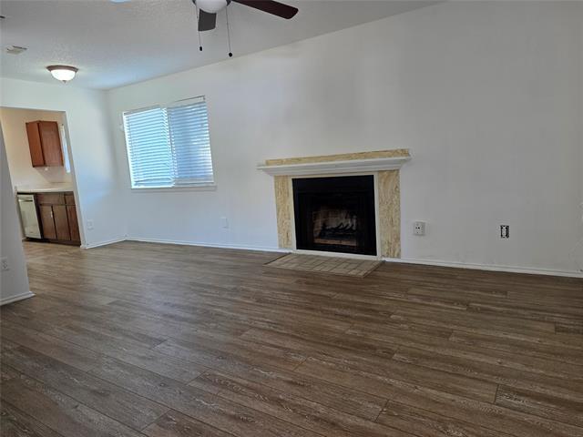 Photo - 2411 Springmont Ct