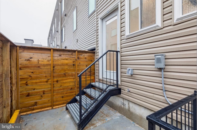 Photo - 2023 N Reese St