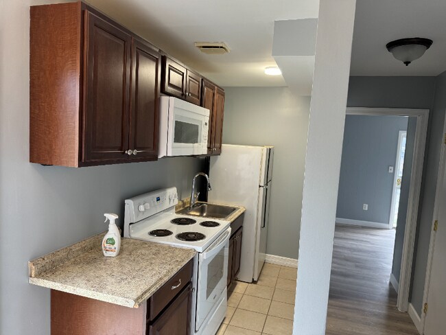 Photo - 3405 Glen Ave