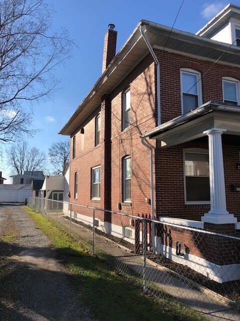 Photo - 3416 Fairfield St