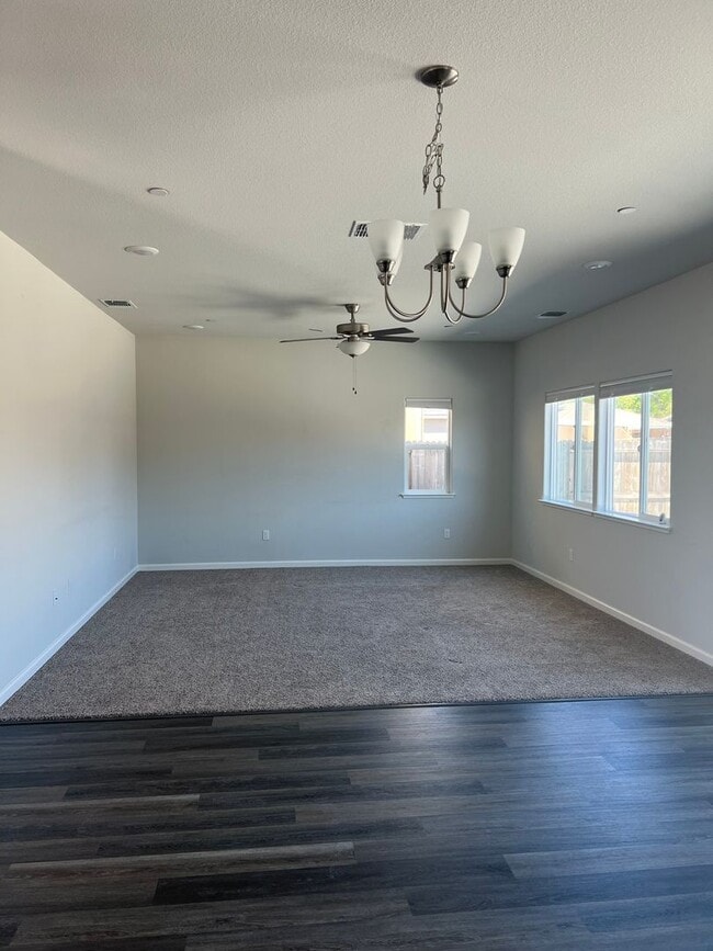 Photo - Castle Oaks Home