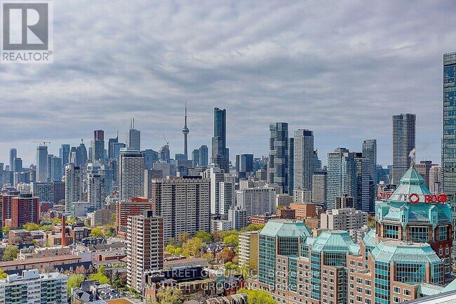 Photo - 395 Bloor St E Unit 2802