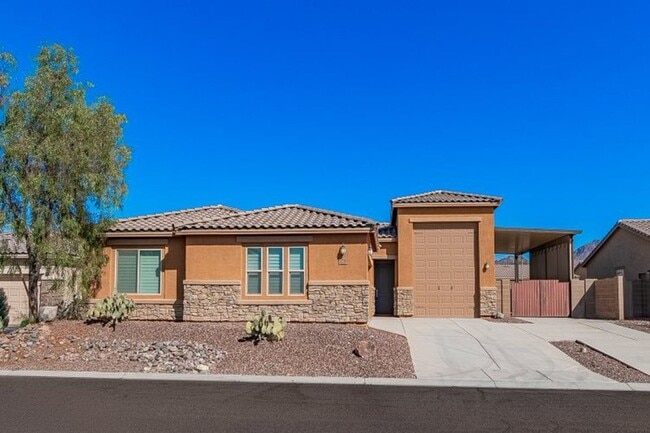 Building Photo - LAS BARRANCAS POOL HOME WITH SOLAR
