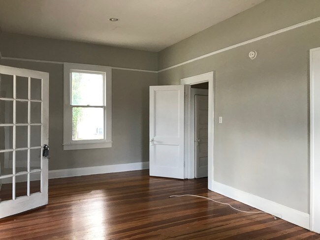 Photo - 842 E Lime St