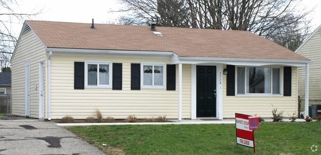 Building Photo - 3728 Clearwater Dr Rental