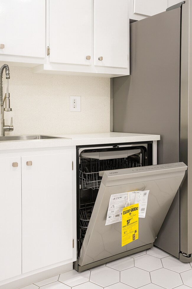 Kitchen Appliance - New Dishwasher - 4030 W Palm Aire Dr Unit 407