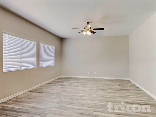 Photo - 30493 N Bareback Trail