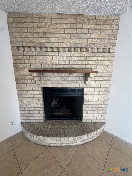 Photo - 213 Versailles St