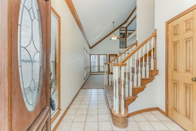 Building Photo - 18242 Vinland Dr Rental